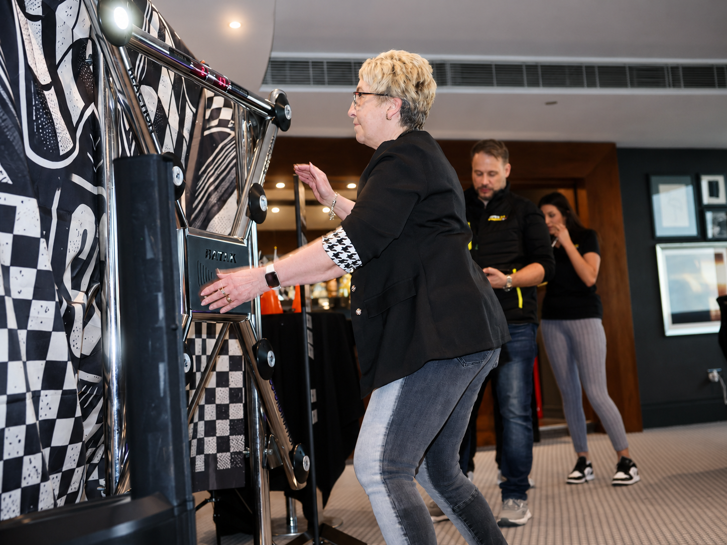 Axcel Group guest taking part in the Batak Wall challenge